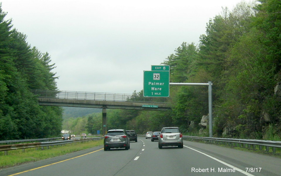 Newly place 1 Mile Advance sign for MA 32 exit on I-90 West in Palmer