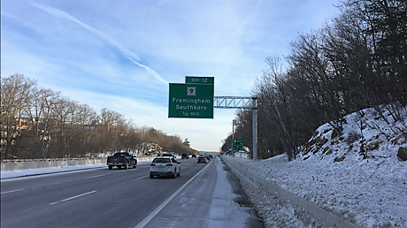 Image of newly placed overhead 1/2 mile advance sign for MA 9 exit on I-90/Mass Pike East in Framingham, by Benjamin Long