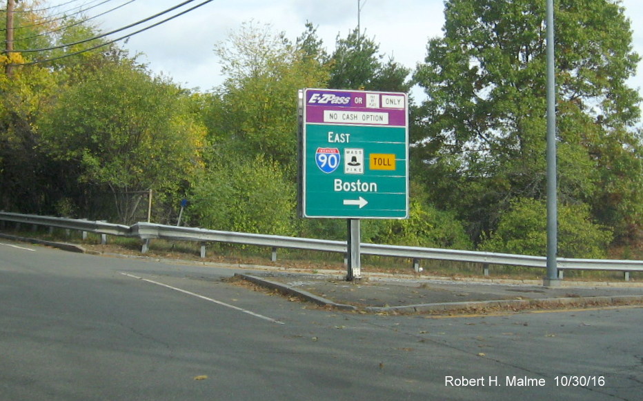 Image of new sign for entrance t I-90/Mass Pike in Weston after initiation of electronic tolling