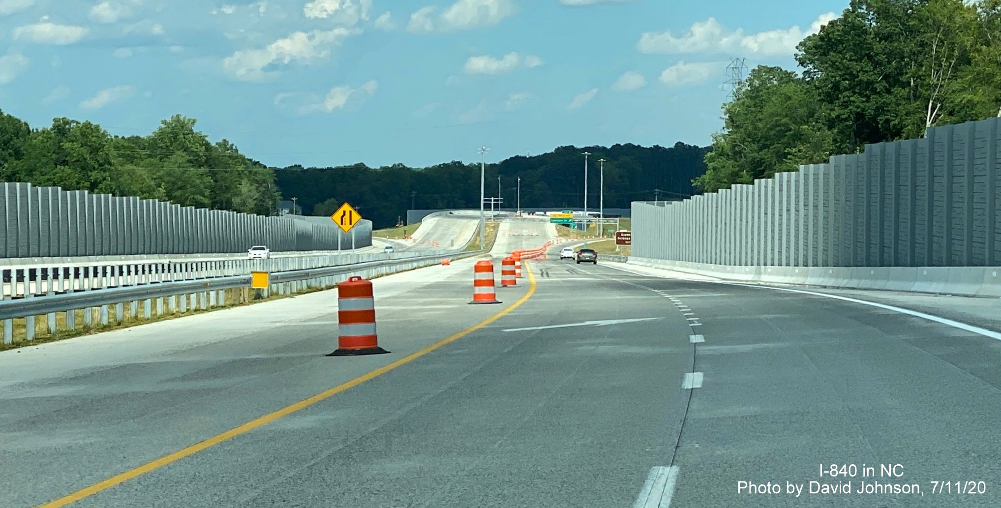Image of I-840 East roadway narrowing prior to current end of Greenboro Urban Loop at Lawndale Drive, photo by David Johnson July 2020