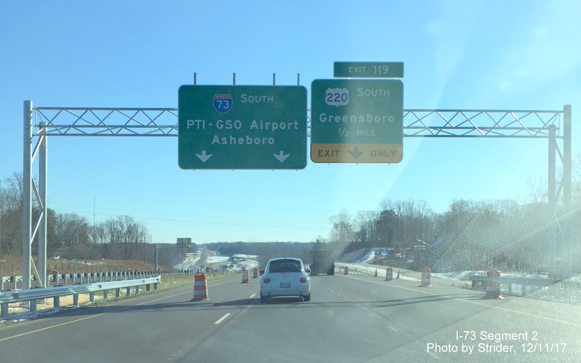 Image of new overhead signs prior to I-73/US 220 South split in Summerfield, by Strider