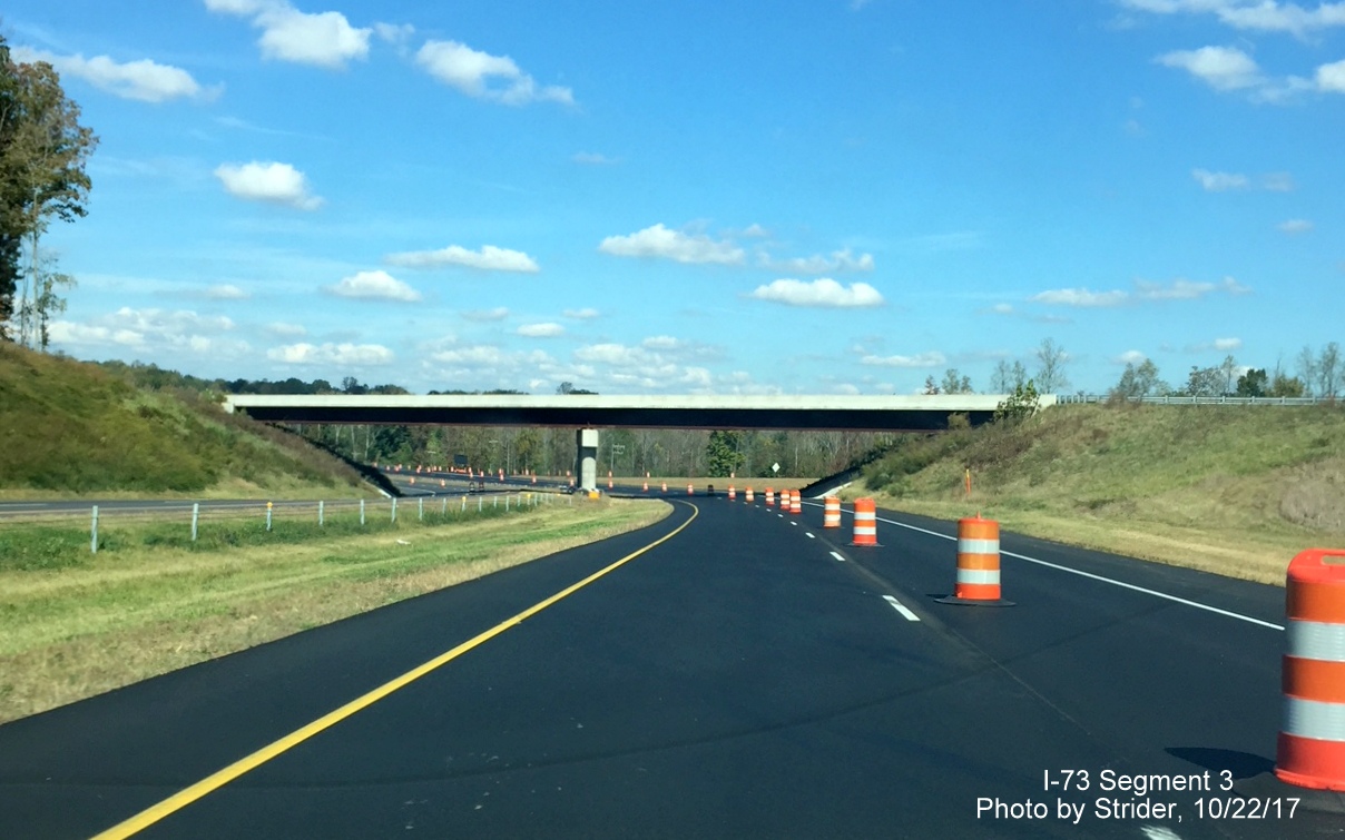 Image taken of I-73 North roadway approaching nearly completed widened US 220 in Summerfield, by Strider