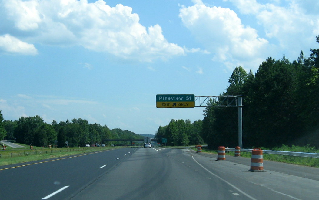 Photo of new overhead sign at the Pineview Street exit on US 220 (Future 
I-73/I-74) South, July 2012