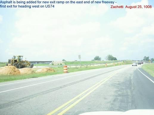 I-74 bridge construction photo, courtesy of Nick 
	Zachetti, August 2008