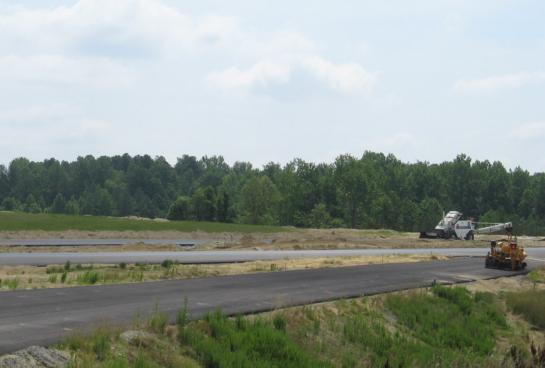 Photo of I-74/I-85 interchange under construction in June 2009