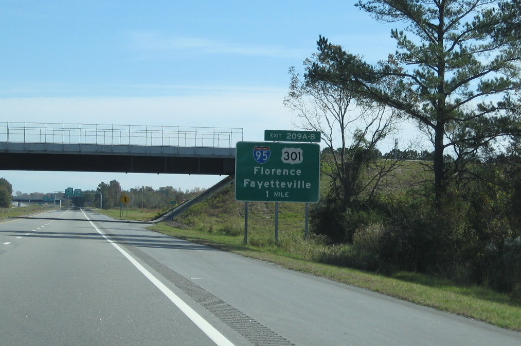 Photo of first sign on I-74 East for I-95 interchange near Lumberton, Nov. 
2009