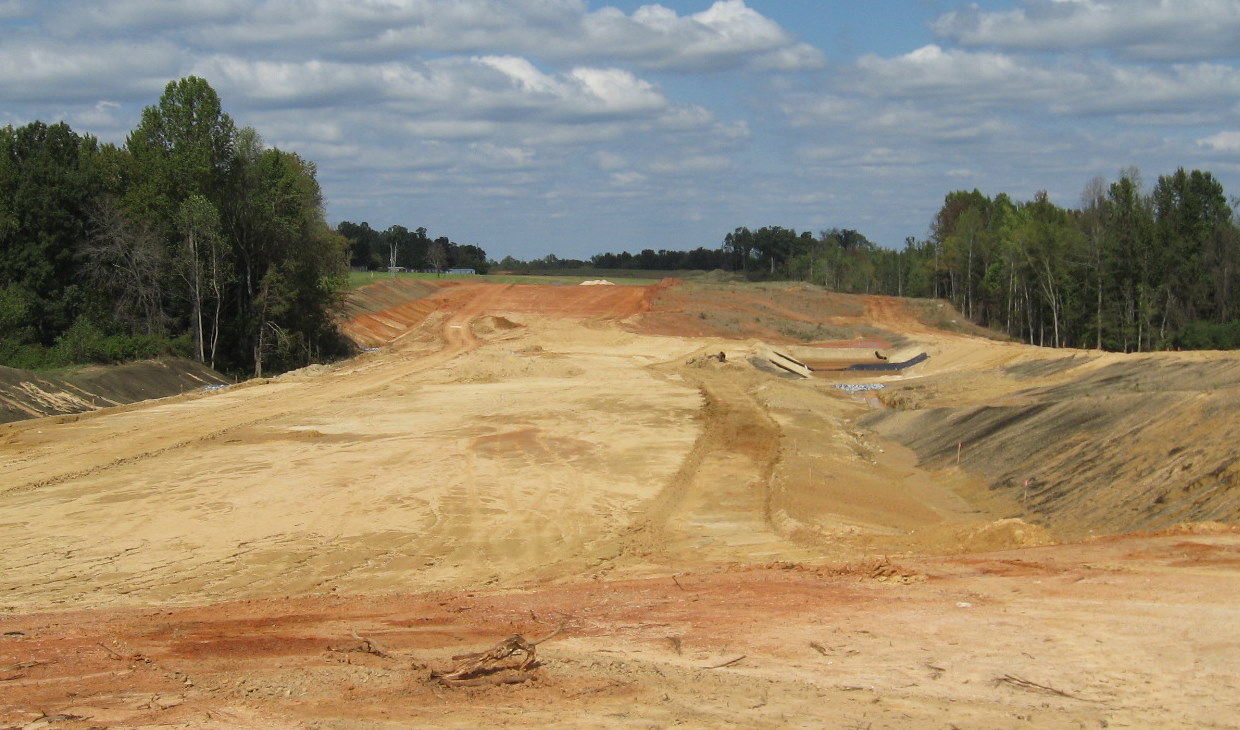 Photo looking north from Branson Davis Rd showing I-74 freeway 
construction progress, Oct. 2010