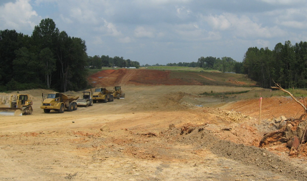 Photo looking north from Branson Davis Rd showing I-74 freeway construction 
progress, Aug. 2010