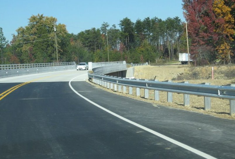 Photo of Kersey Valley Rd Bridge shortly after it opened to traffic in Oct. 
2008