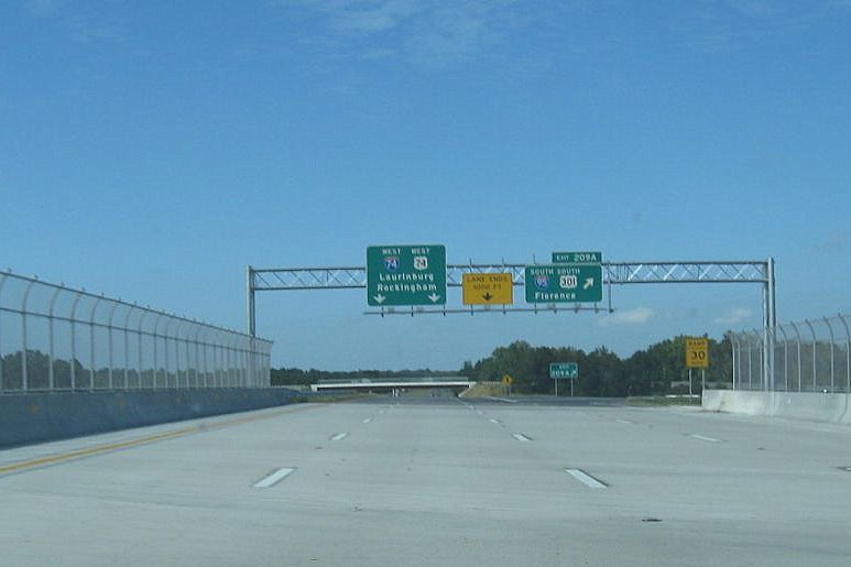 Photo of exit signage for I-95 interchange on I-74 West, Oct. 2008