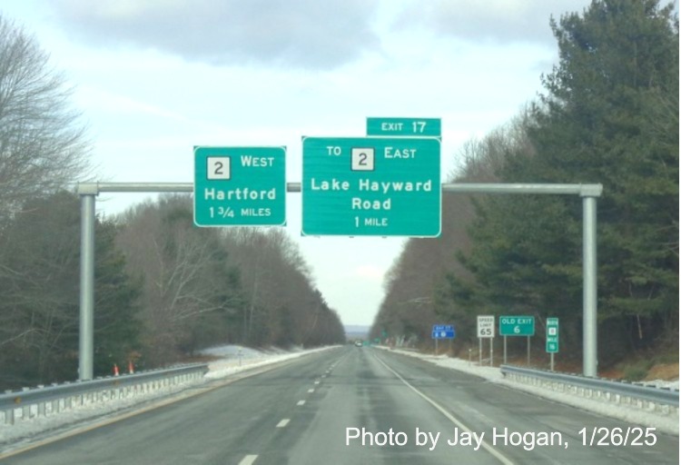 Image of recently placed 1 mile advance sign for CT 2 East exit, different route, with new 
	milepost based exit number on CT 11 North in Colchester, by Jay Hogan, January 2025