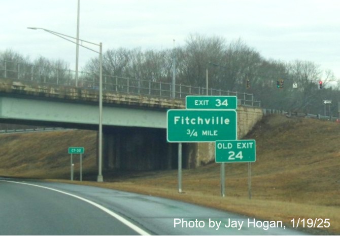 Image of ground mounted 1/2 mile advance sign for Fitchville exit with new milepost based
	  exit number on CT 2 West in Norwich, by Jay Hogan, January 2025