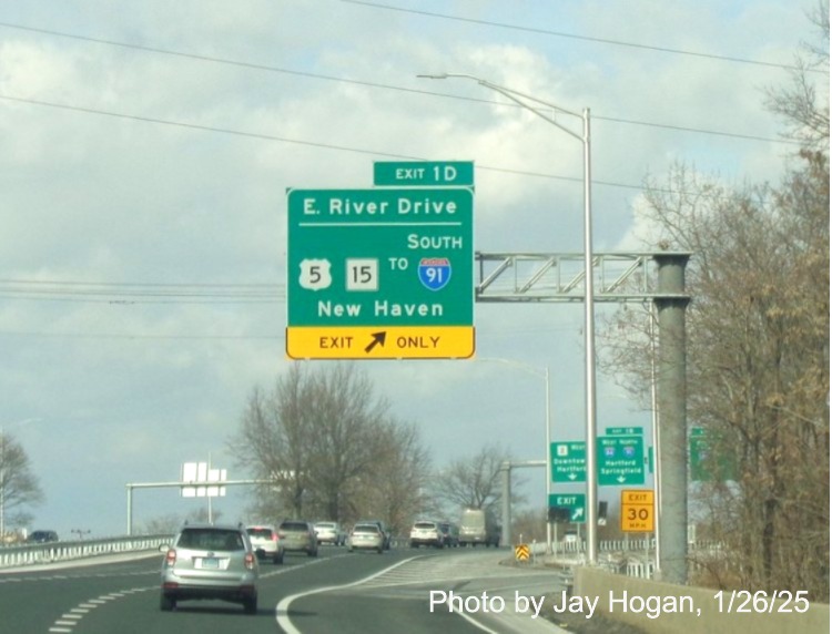 Image of renumbered overhead signs at the I-84 East and Pitkin Street at start of CT
	2 East in Hartford, by Jay Hogan, January 2025