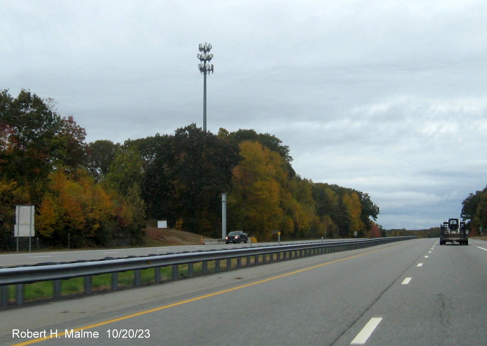 Image of recently placed support for future advance sign for CT 11 exit on CT 2 East, as seen from westbound lanes, October 2023