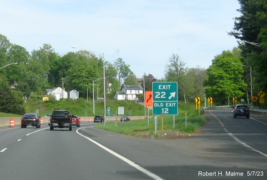 Image of gore sign for Silver Street exit with new milepost based exit numbers and Old Exit 12 sign below on CT 9 South in Middletown, May 2023