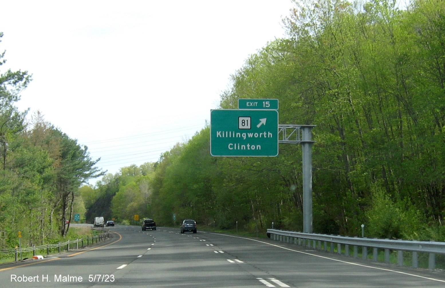 Image of overhead ramp sign for CT 81 exit with new milepost based exit number on CT 9 South in Killingworth, May 2023