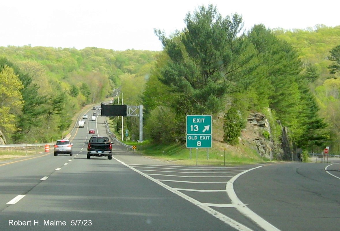 Image of gore sign for Beaver Meadow Road exit with new milepost based exit number and Old Exit 8 sign below on CT 9 South in Haddam, May 2023