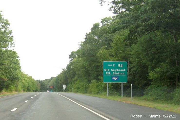 Image of auxiliary sign for CT  with unchanged exit number on CT 9 South in Essex, August 2022