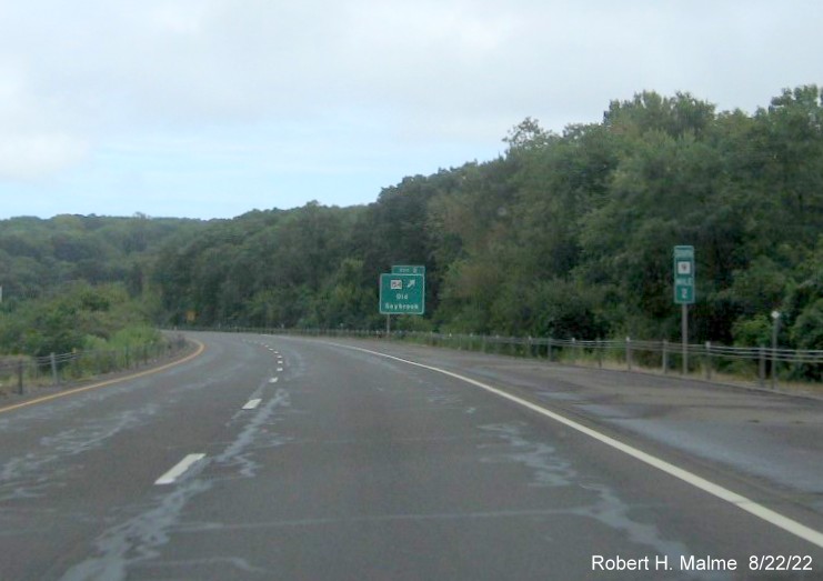 Image of exit sign for CT 154 with unchanged exit number on CT 9 South in Essex, August 2022