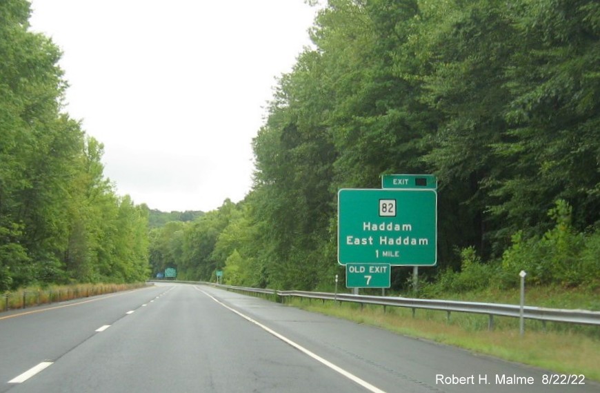 Image of new 1 mile advance sign for CT 82 exit with future milepost exit covered up and Old Exit 7 sign below on CT 9 South in Haddam, August 2022