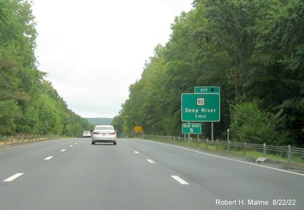 Image of 1 mile advance sign for CT 80 exit with future milepost based exit number covered up and Old Exit 5 sign attached below on CT 9 South in Deep River, August 2022
