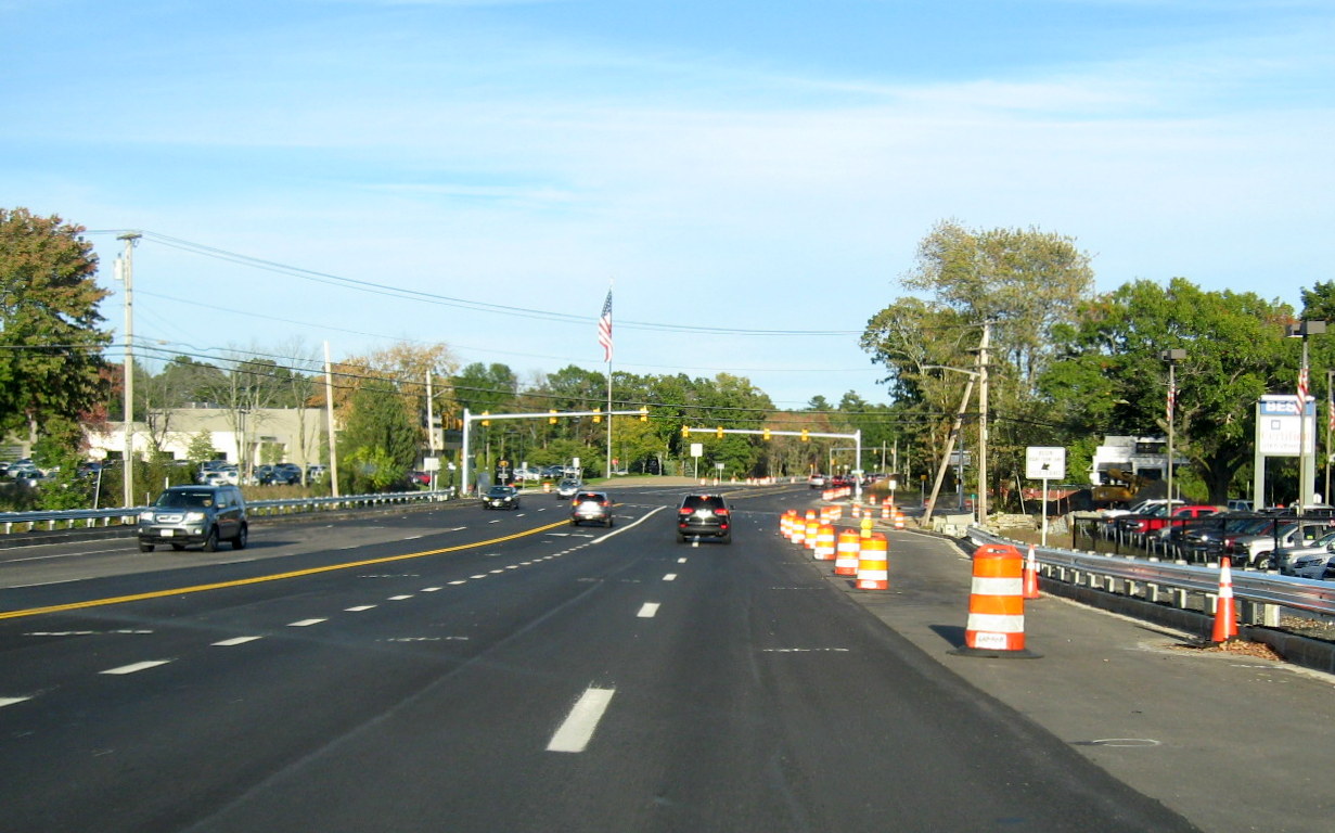 Image of widening project construction at intersection of Derby and Old Derby Streets in late Sept. 2019
