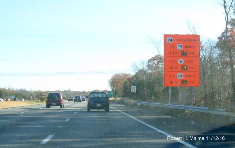 Image of orange background Real Time Traffic Sign on I-195 East in Somerset