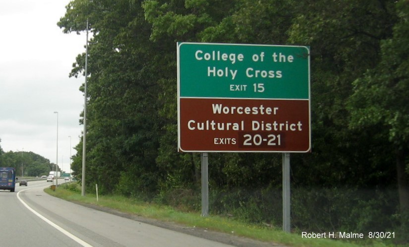 Image of auxiliary sign for Southbridge Street exit with new I-395 milepost based exit number on I-290 East in Worcester, August 2021