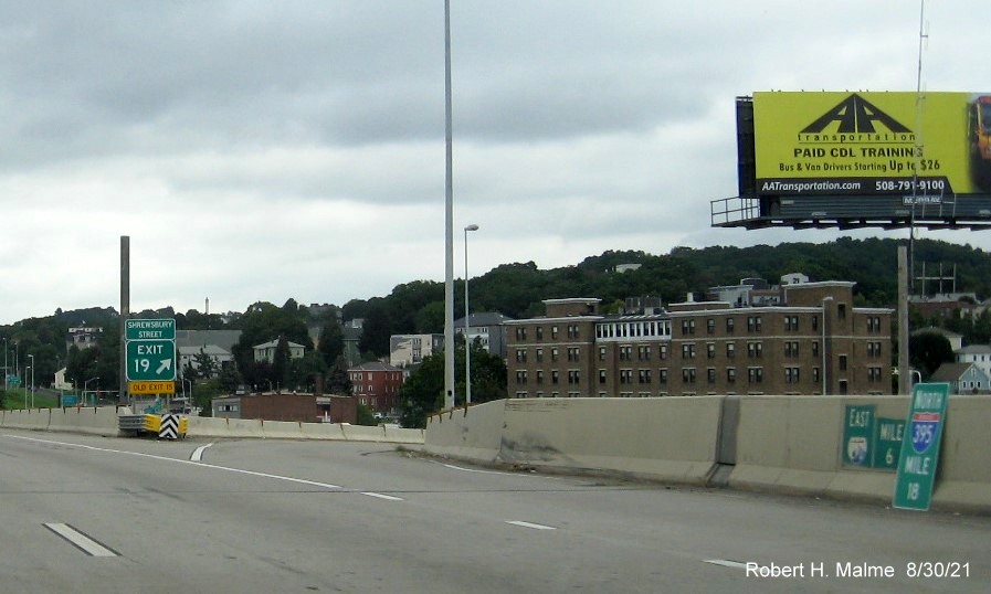 Image of gore and ramp sign for Shrewsbury STreet exit with new I-395 milepost based exit number on I-290 East in Worcester, August 2021 