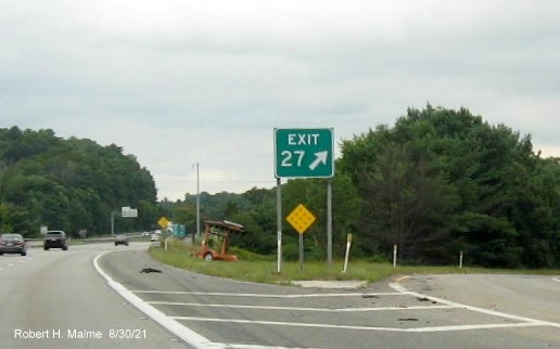 Image of gore sign for Church Street exit with new I-395 milepost based exit number on I-290 East in Boylston, August 2021
