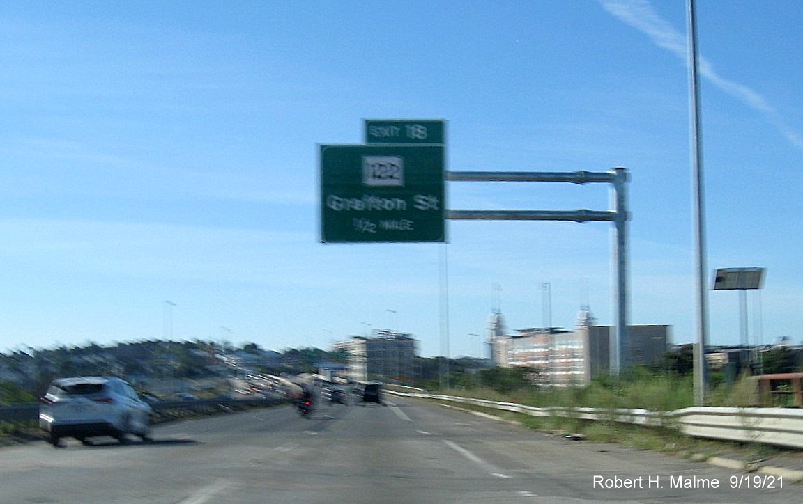 Image of 1/2 mile advance sign for MA 122 exit with new milepost based exit number on I-290 West in Worcester, September 2021