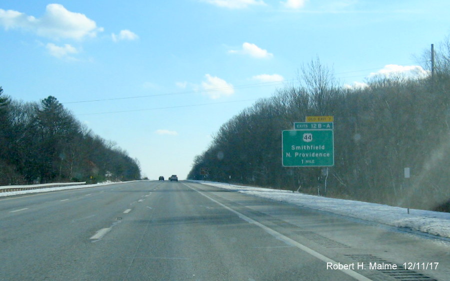 Image of 1-mile advance sign for US 44 exit on I-295 South in Smithfield with new exit number