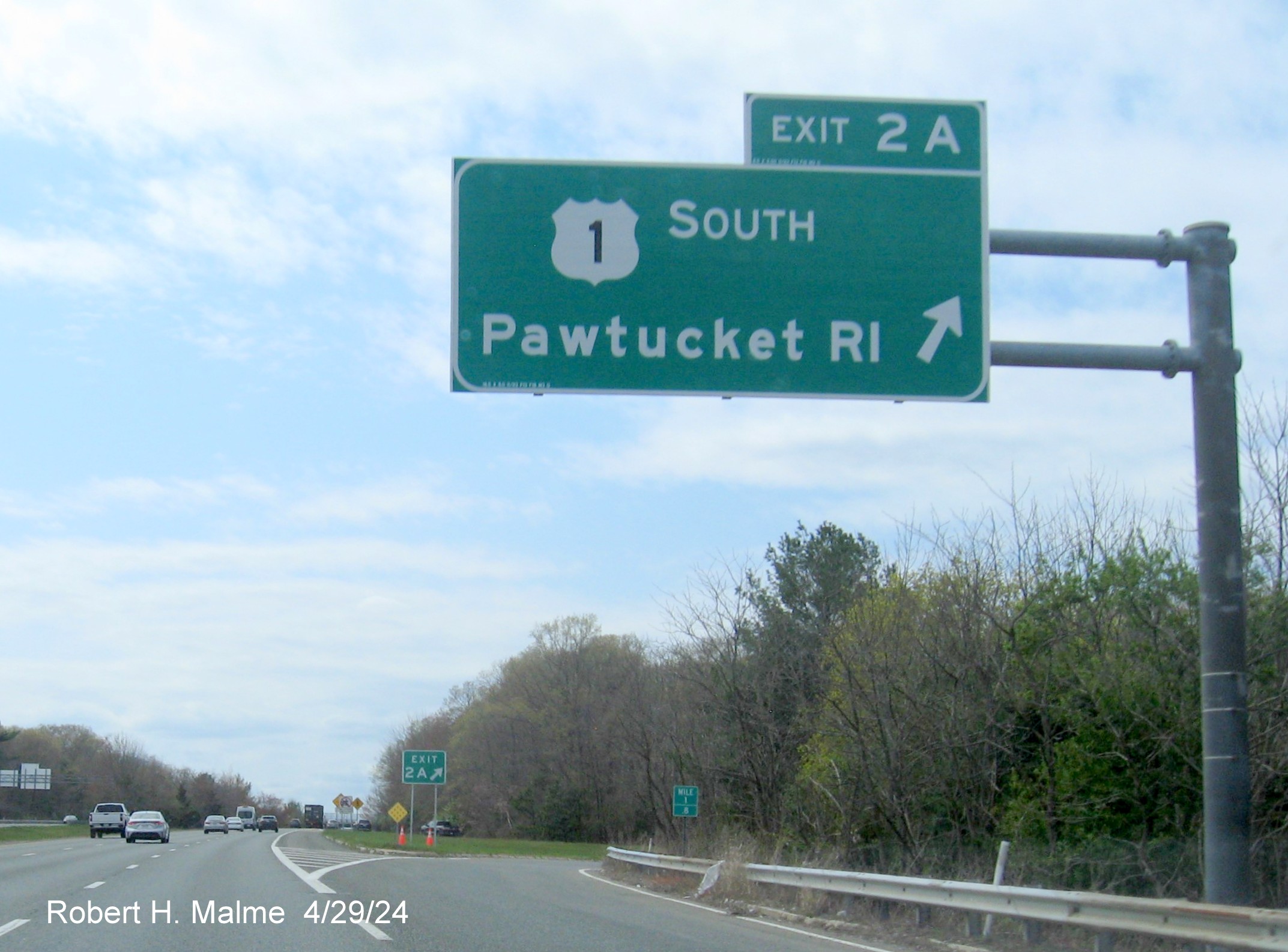 Image of recently placed overhead ramp sign for US 1 South exit on I-295 South in Attleboro, April 2024