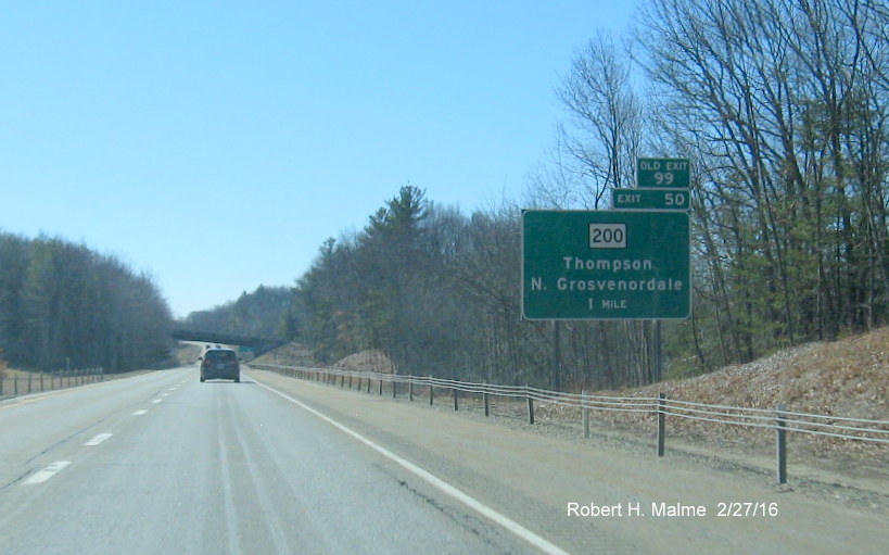 Image of new exit sign for CT 200 with new exit number on I-395 South in Thompson, CT