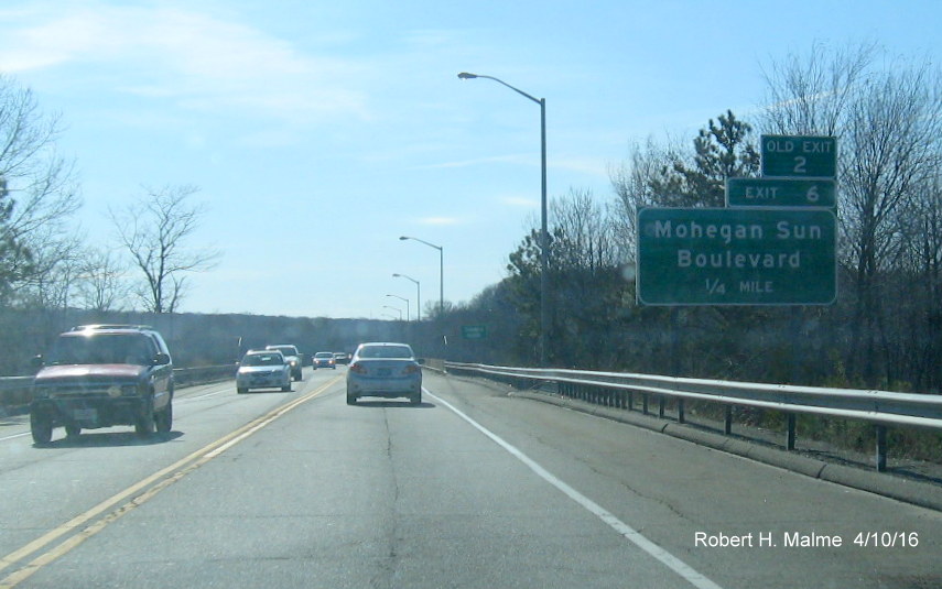 Image of new 1/2 mile advance sign with new milepost based number on CT 2A East near Mohegan Sun casino