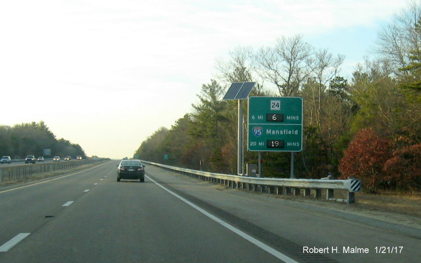 Image of newly activated Real Time Traffic sign on MA 24 North in Raynham