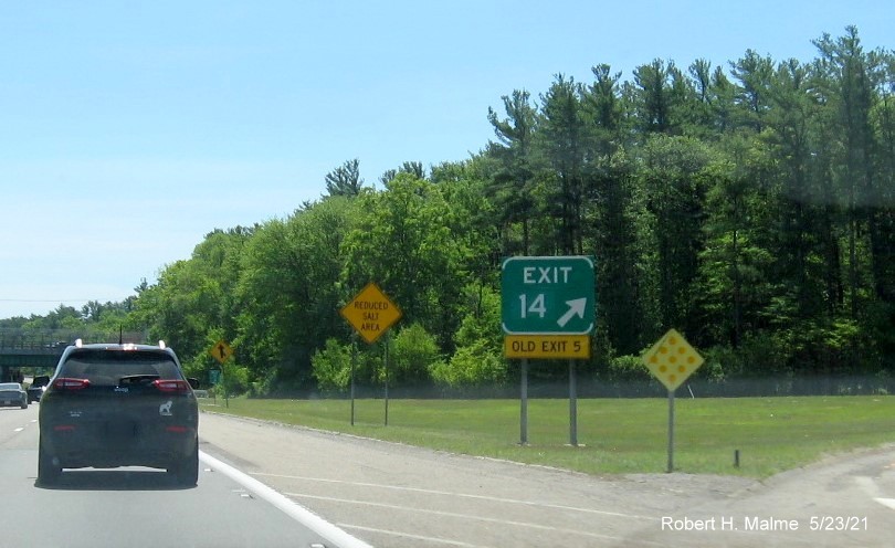 Image of gore sign for MA 18 exit with new milepost based exit number and yellow Old Exit 5 sign attached below on I-495 South in Middleboro, May 2021 