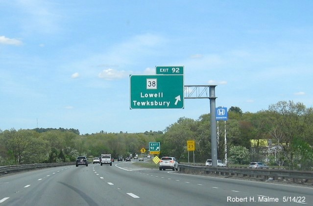 Image of newly placed overhead ramp sign for MA 38 exit on I-495 North in Tewksbury, May 2022