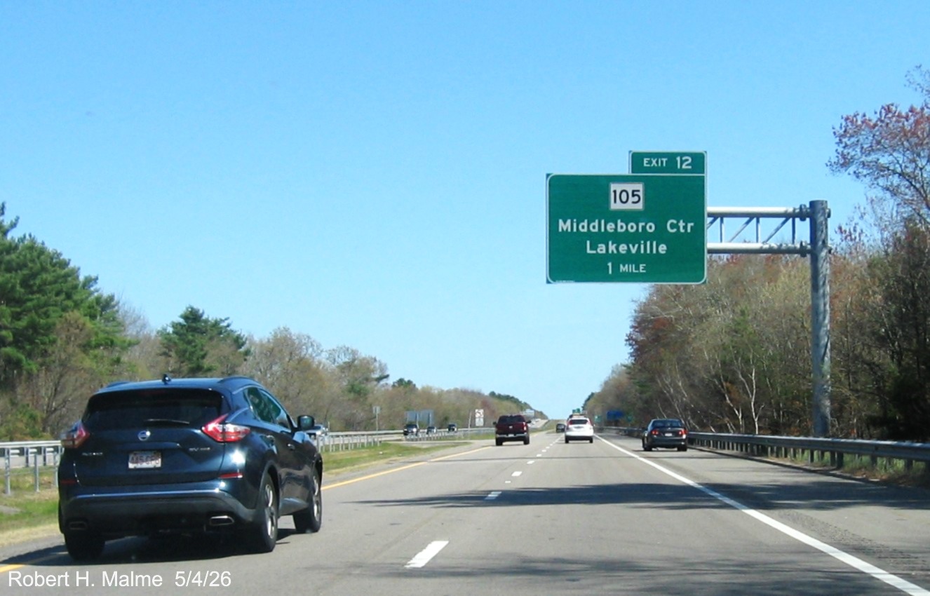 Image of new 1 mile advance overhead sign for MA 105 exit on I-495 South in Middleborough, 
	Google Maps Street View, May 2026