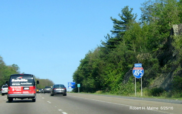 Image of squeezed number South I-495 reassurance marker near Franklin in June 2016