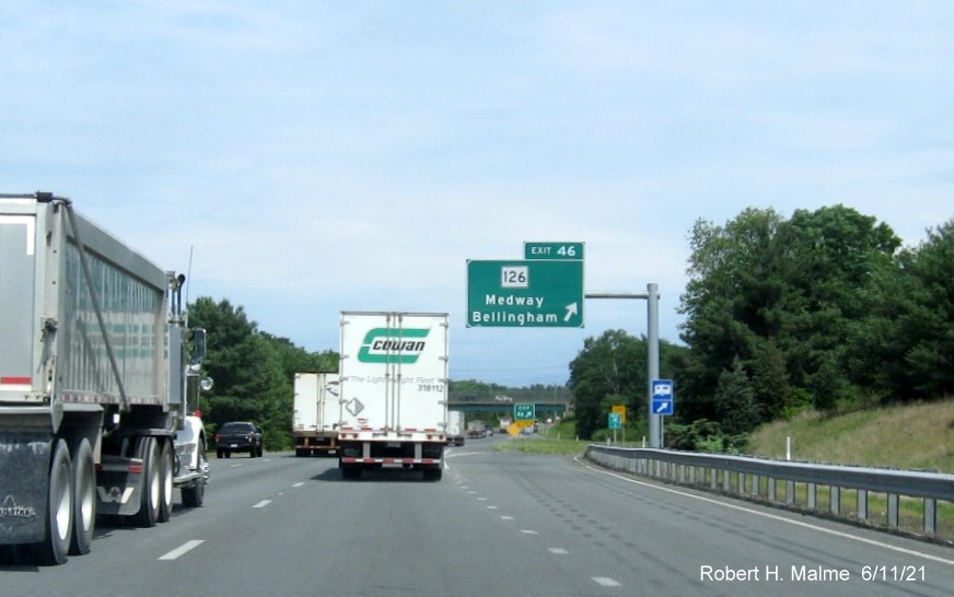 Image of overhead ramp sign for MA 126 exit with new milepost based exit number on I-495 North in Bellingham, June 2021