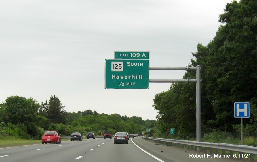 Image of 1/2 mile advance sign for MA 125 South exit with new milepost based exit number on I-495 North in Haverhill, June 2021