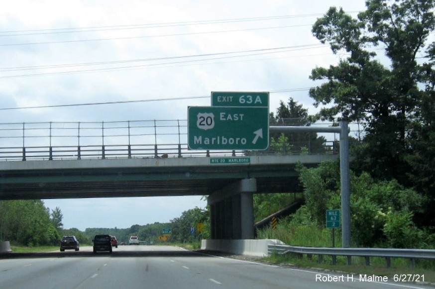 Image of overhead ramp sign for US 20 East exit with new milepost based exit number on I-495 South in Marlborough, June 2021