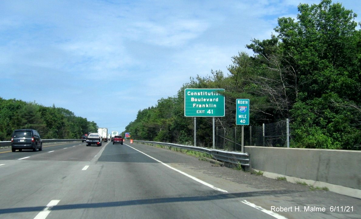 Image of auxiliary sign for King Street exit with new milepost based exit number on I-495 North in Franklin, June 2021
