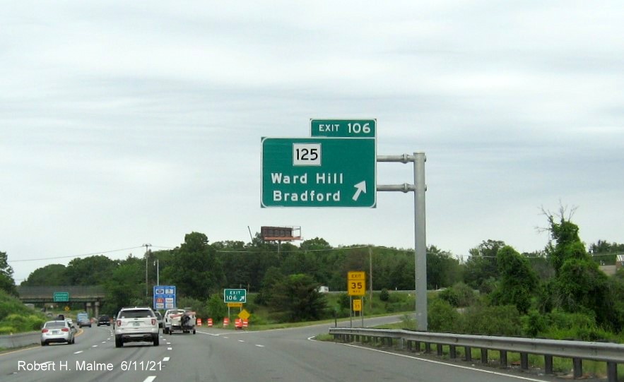 Image of overhead ramp sign for MA 125 exit with new milepost based exit number on I-495 North in Lawrence, June 2021