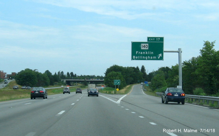 Image of recently placed ramp sign for MA 140 exit on I-495 South in Franklin in July 2018