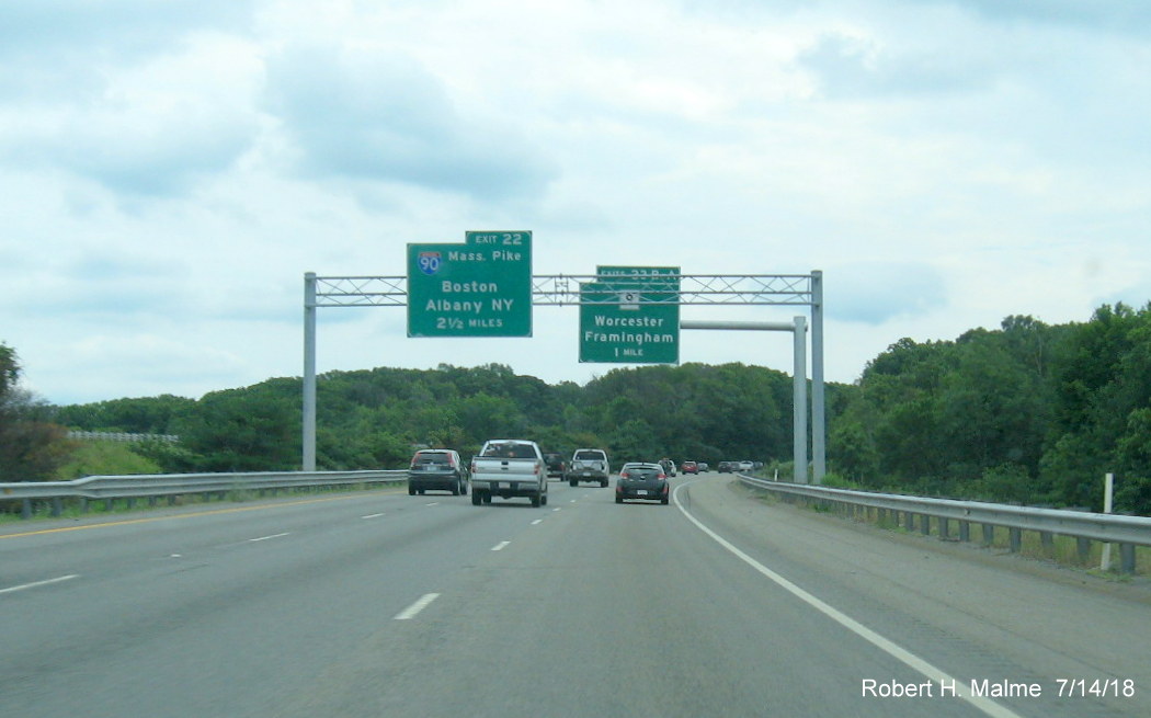 Image of new and old overhead signs prior to MA 9 exit on I-495 South in Marlboro in July 2018