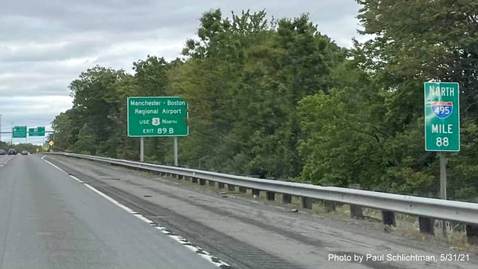 Image of auxiliary sign for US 3 North exit with new milepost based exit number on I-495 North in Chelmsford, by Paul Schlichtman, May 2021