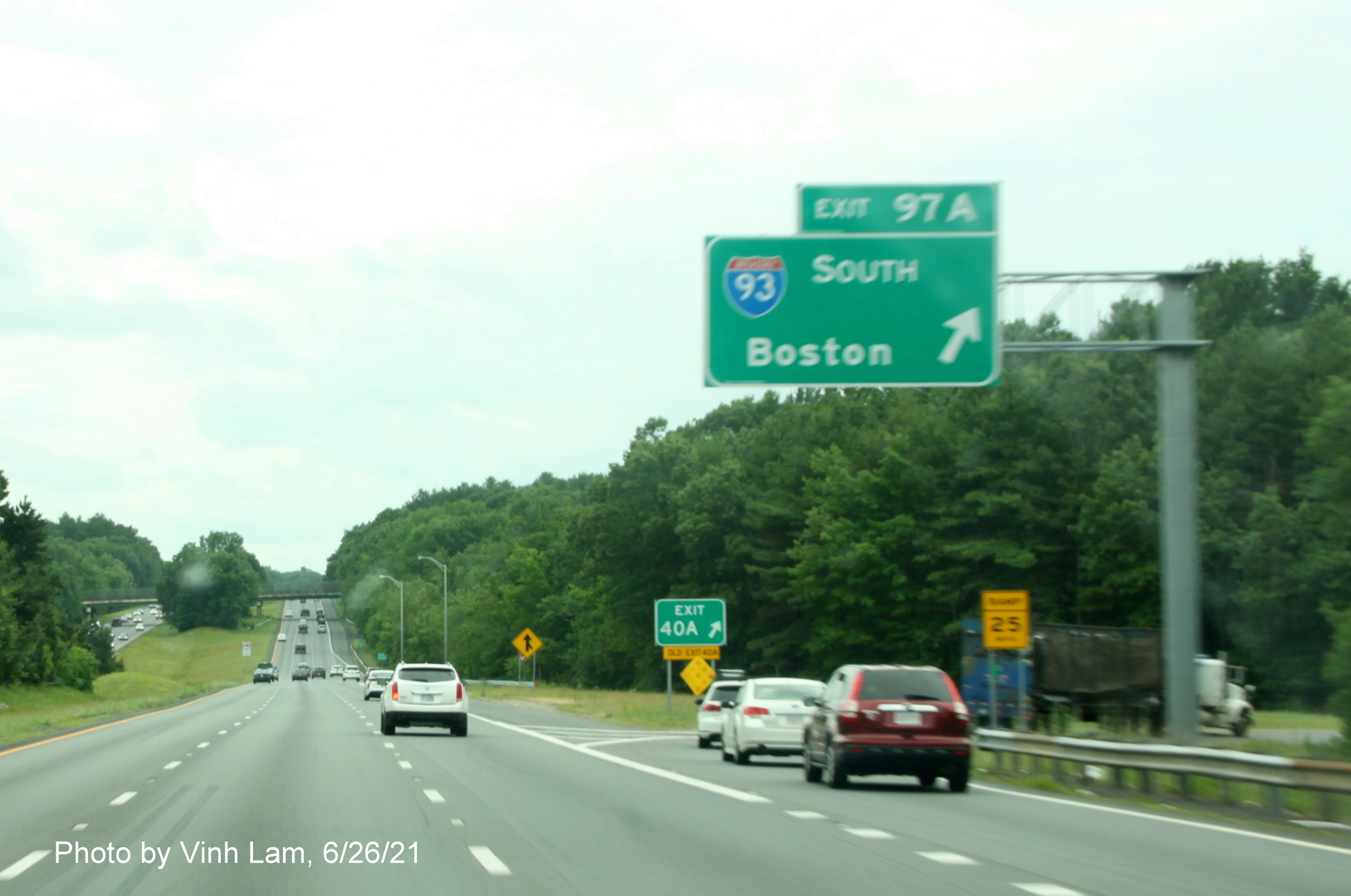 Image of overhead ramp sign for I-93 South exit with new milepost based exit number on I-495 South in Andover, by Vinh Lam, June 2021