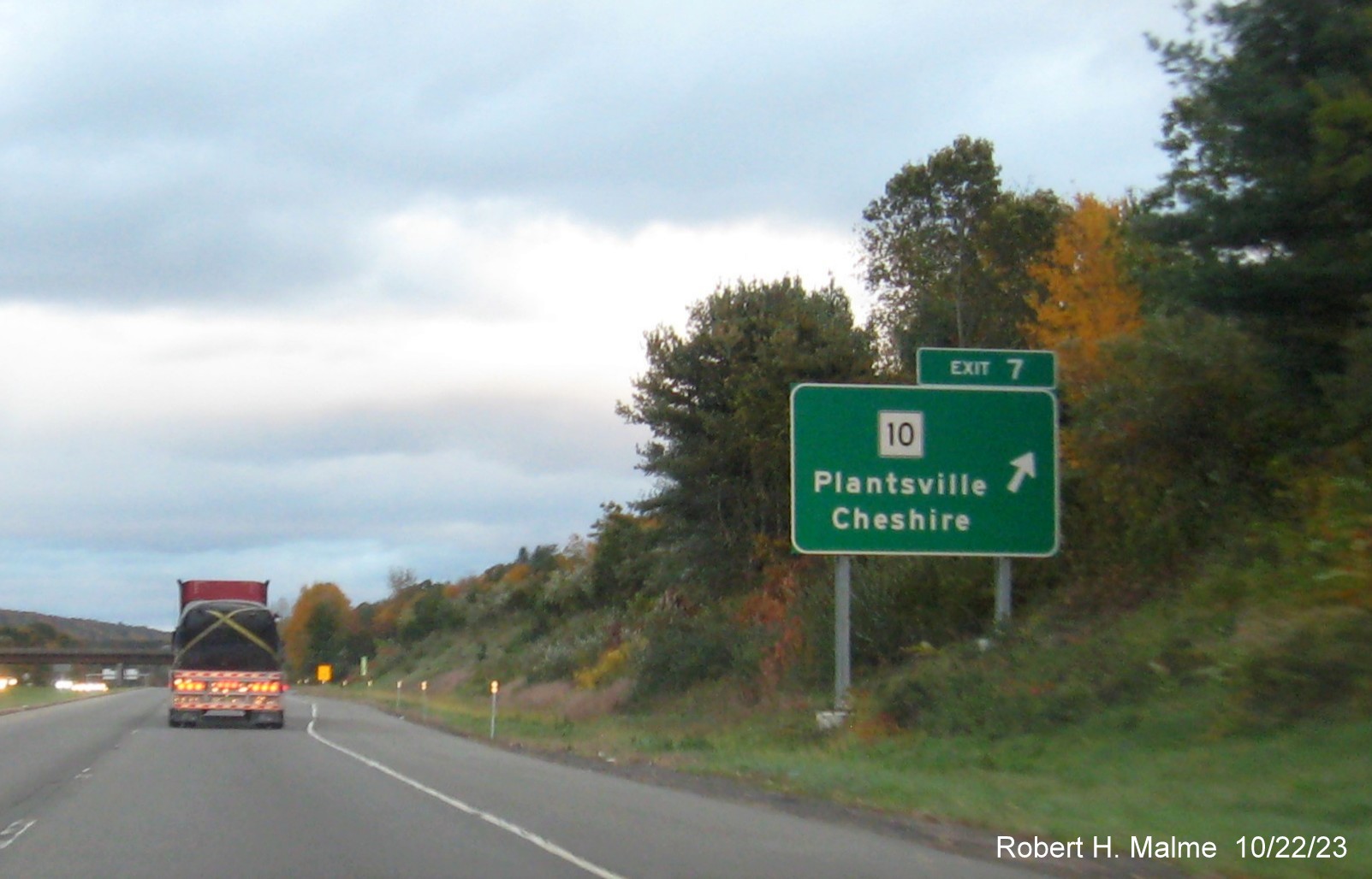 Image of new 1 mile advance sign for CT 10 exit with milepost based exit number on I-691 East in Cheshire, 
          October 2023